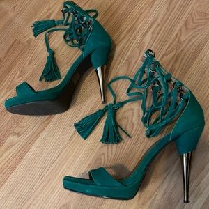 Colin Stuart suede green lace up tassel sandals